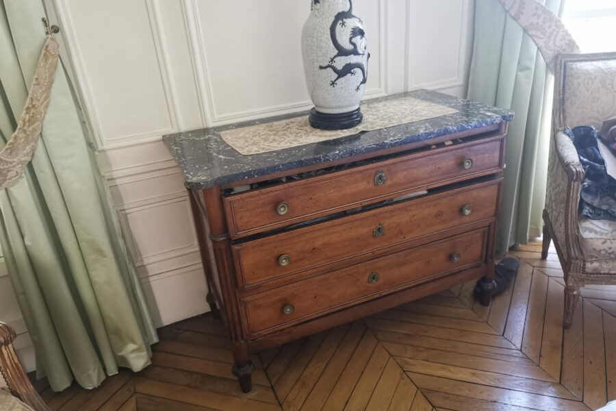 Commode